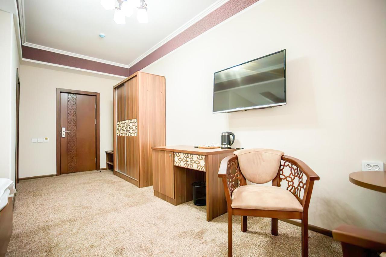 Reikartz Xon Tashkent Hotel Buitenkant foto
